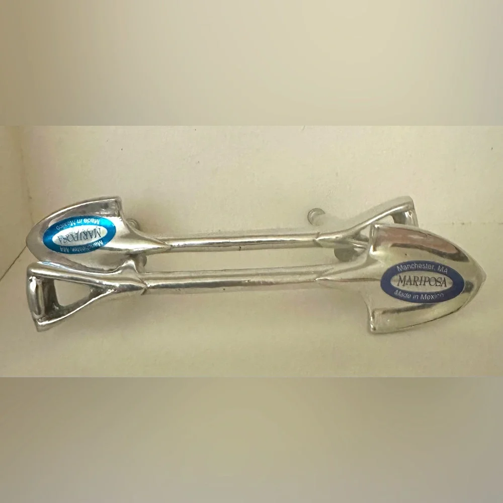 NWT Mariposa Manchester Shovel Drawer Pull Hook Handle Made Mexico Door Hardware